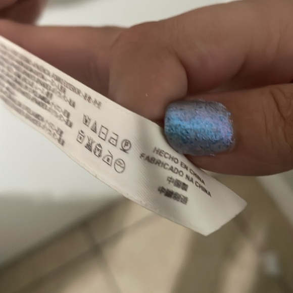 Elegant Lace-Trimmed Pink Dress - Picture 7 of 9